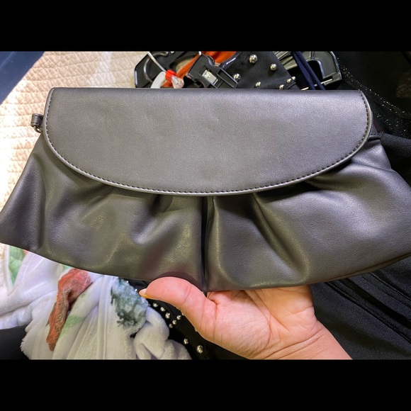 Grey New York & company clutch - Picture 1 of 4